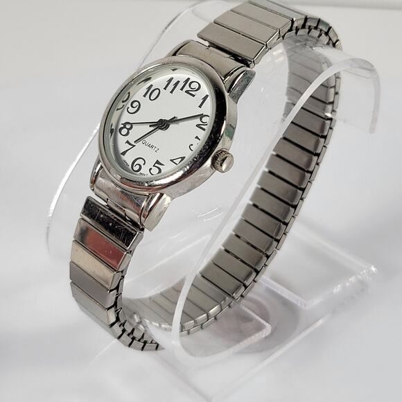Women’s Stretch Band Watch Large Numbers Silver Tone Quartz - Picture 9 of 11